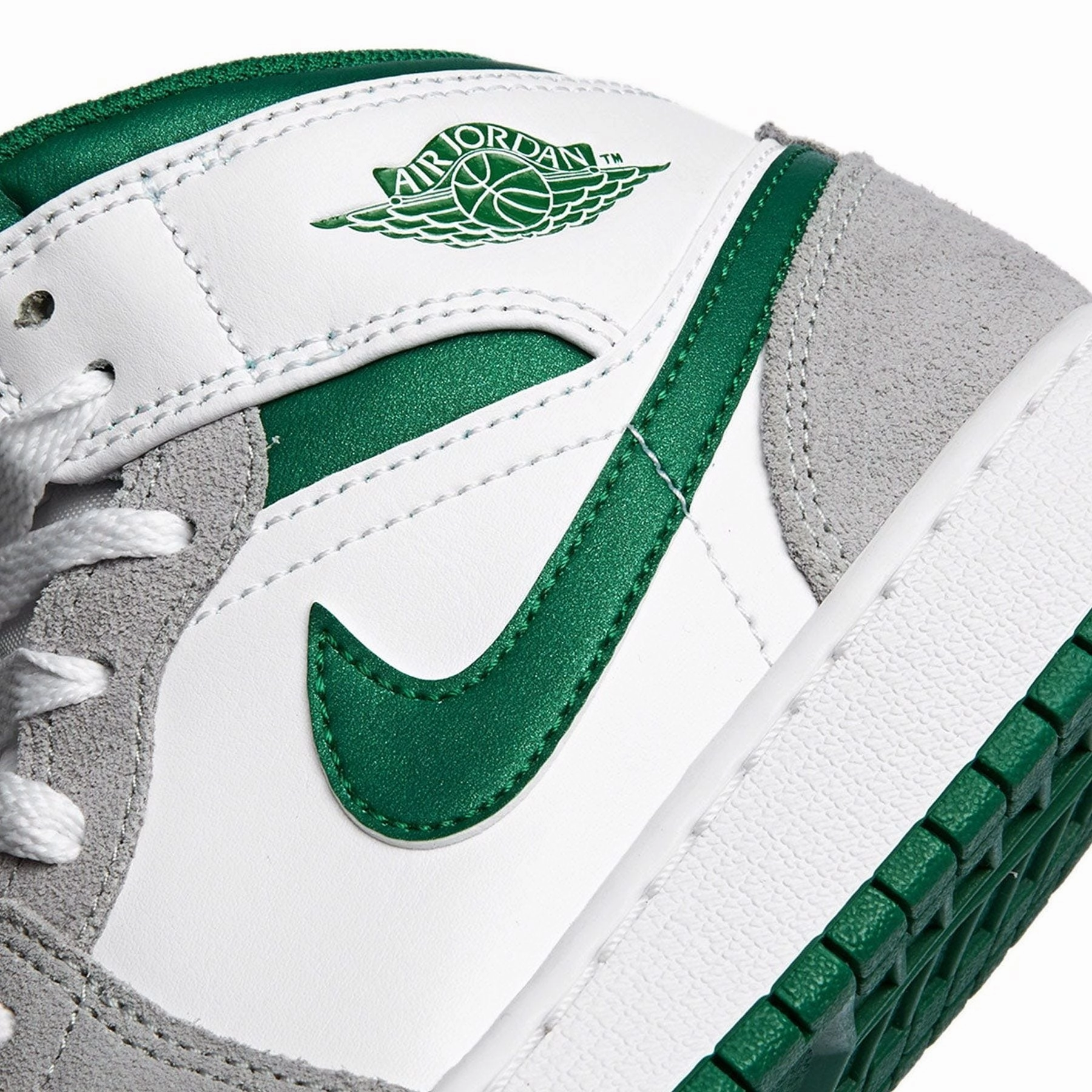 Air Jordan 1 Mid GS 'Green Grey' Air Jordan 1 Mid streetwear shoes