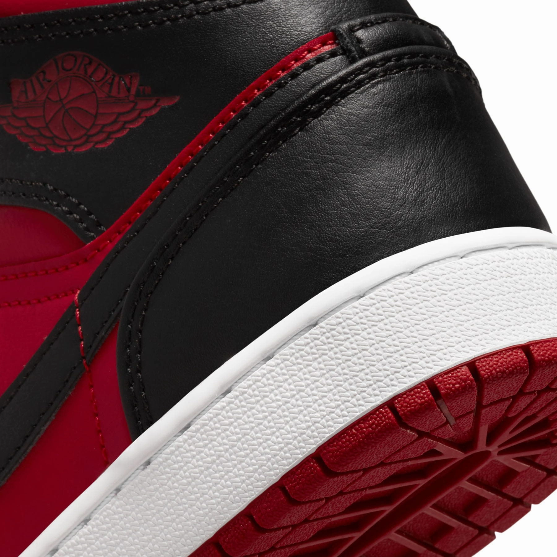 Air Jordan 1 Mid GS 'Reverse Bred' Air Jordan 1 Mid streetwear shoes