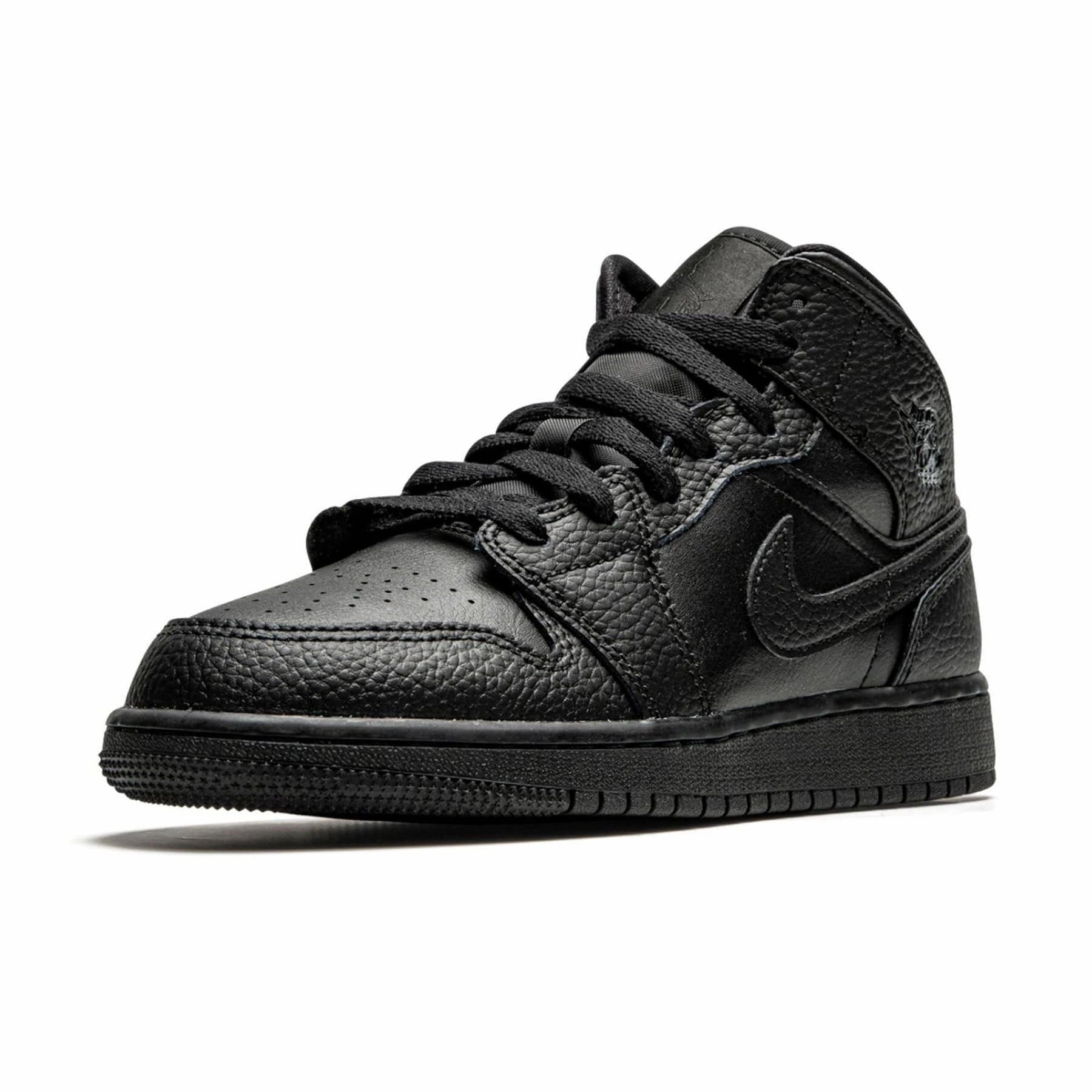 Air Jordan 1 Mid GS 'Triple Black' 2020 Air Jordan 1 Mid streetwear shoes