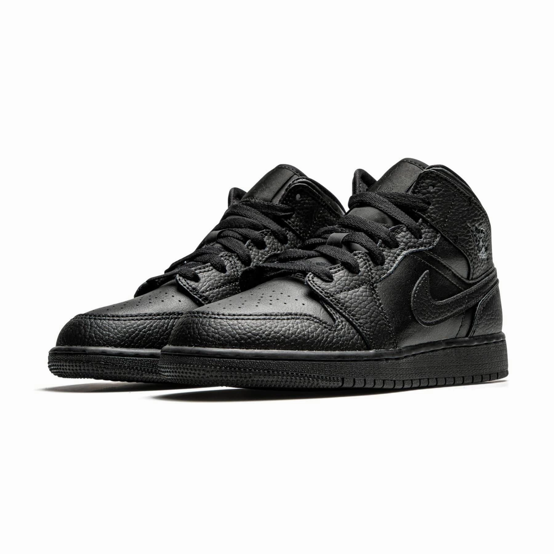 Air Jordan 1 Mid GS 'Triple Black' 2020 Air Jordan 1 Mid streetwear shoes