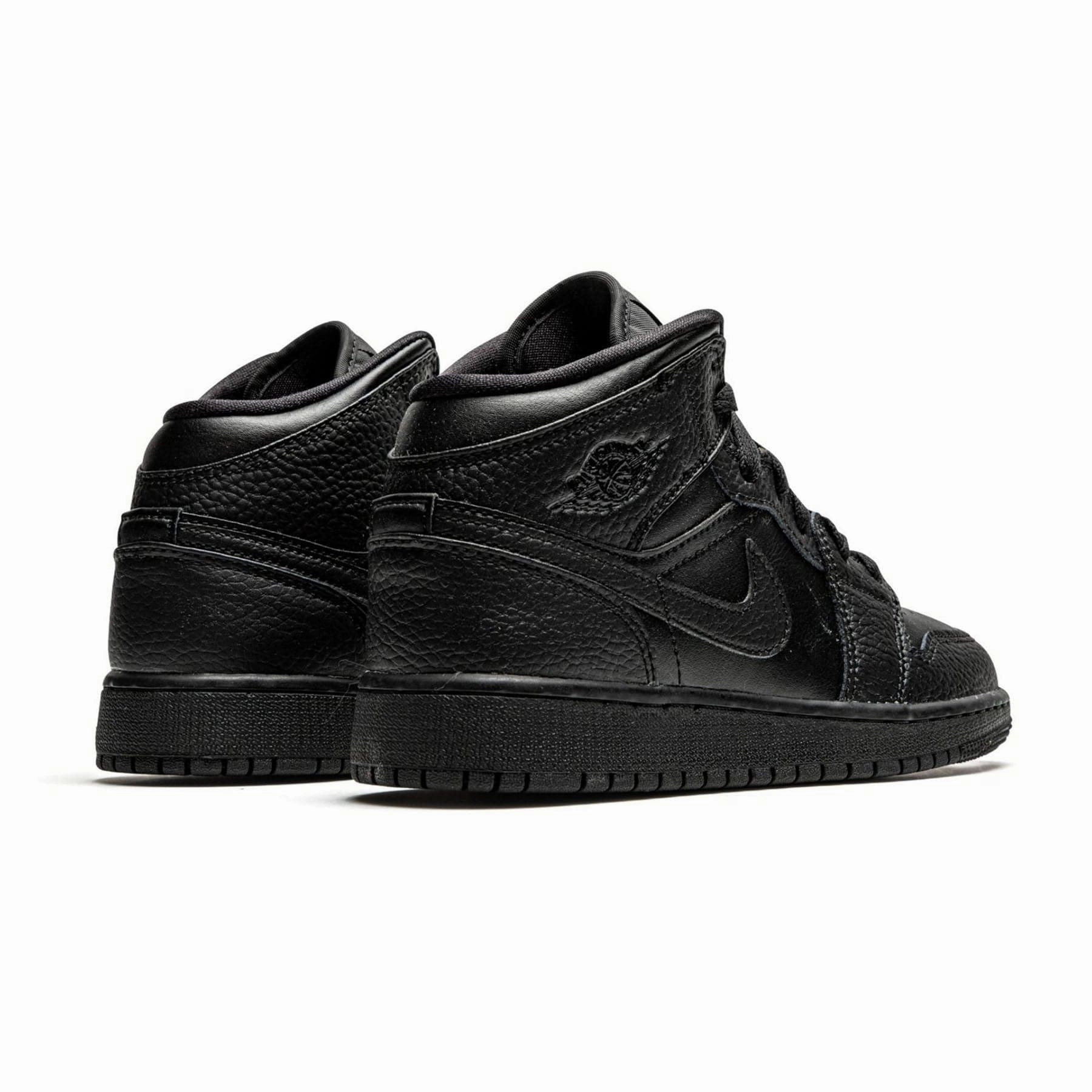 Air Jordan 1 Mid GS 'Triple Black' 2020 Air Jordan 1 Mid streetwear shoes