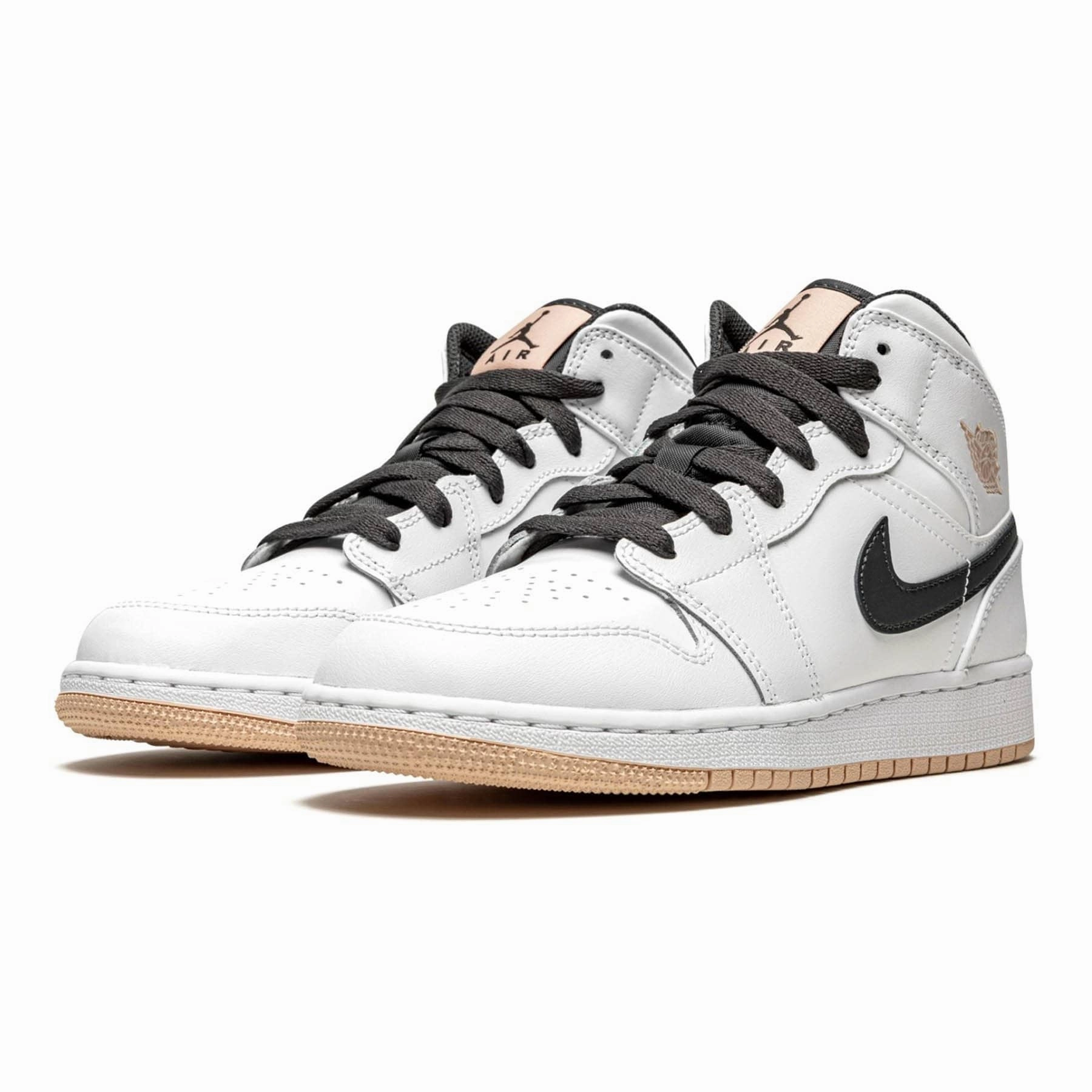 Air Jordan 1 Mid GS 'White Arctic Orange' Air Jordan 1 Mid streetwear shoes