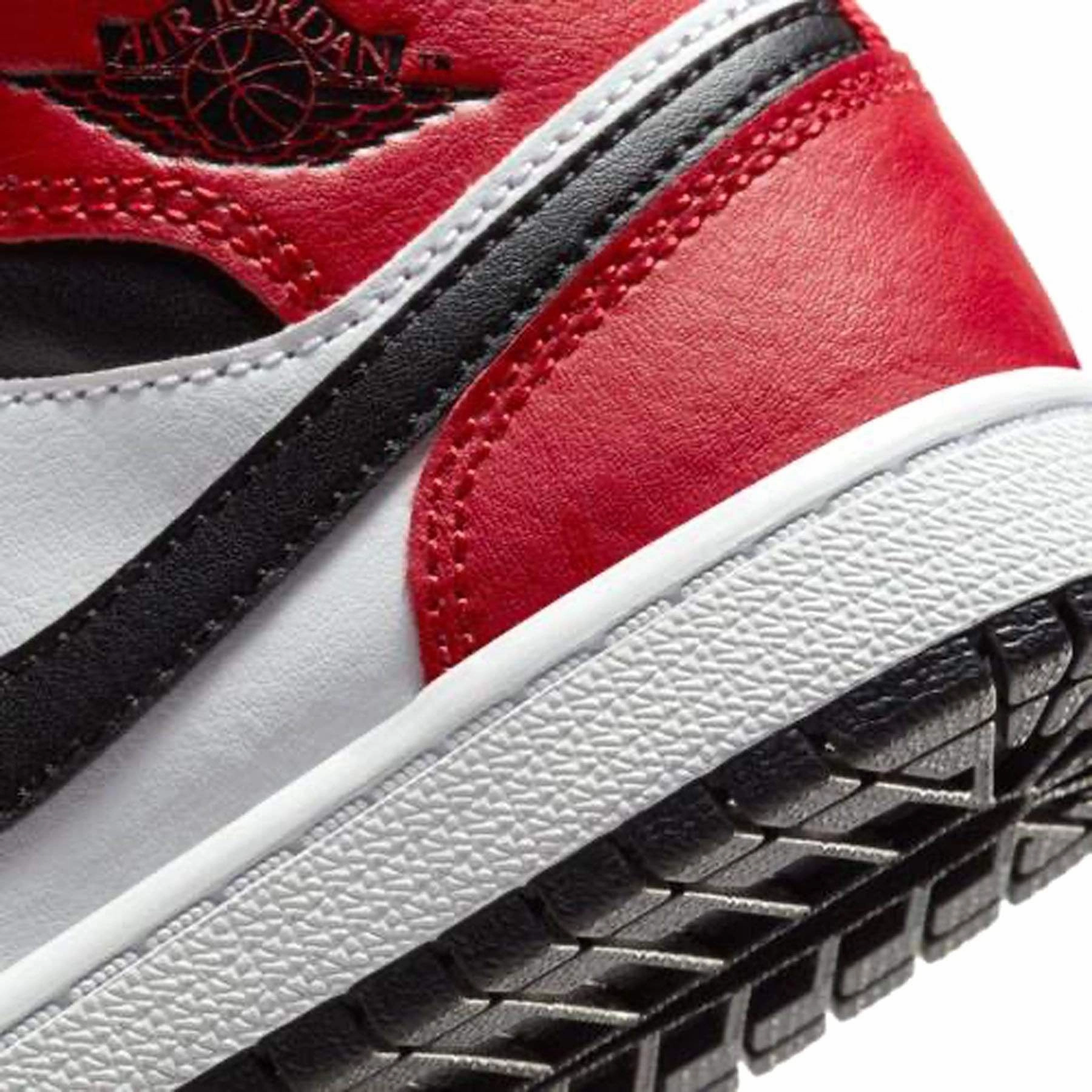 Air Jordan 1 Mid PS 'Chicago Black Toe' Air Jordan 1 Mid streetwear shoes