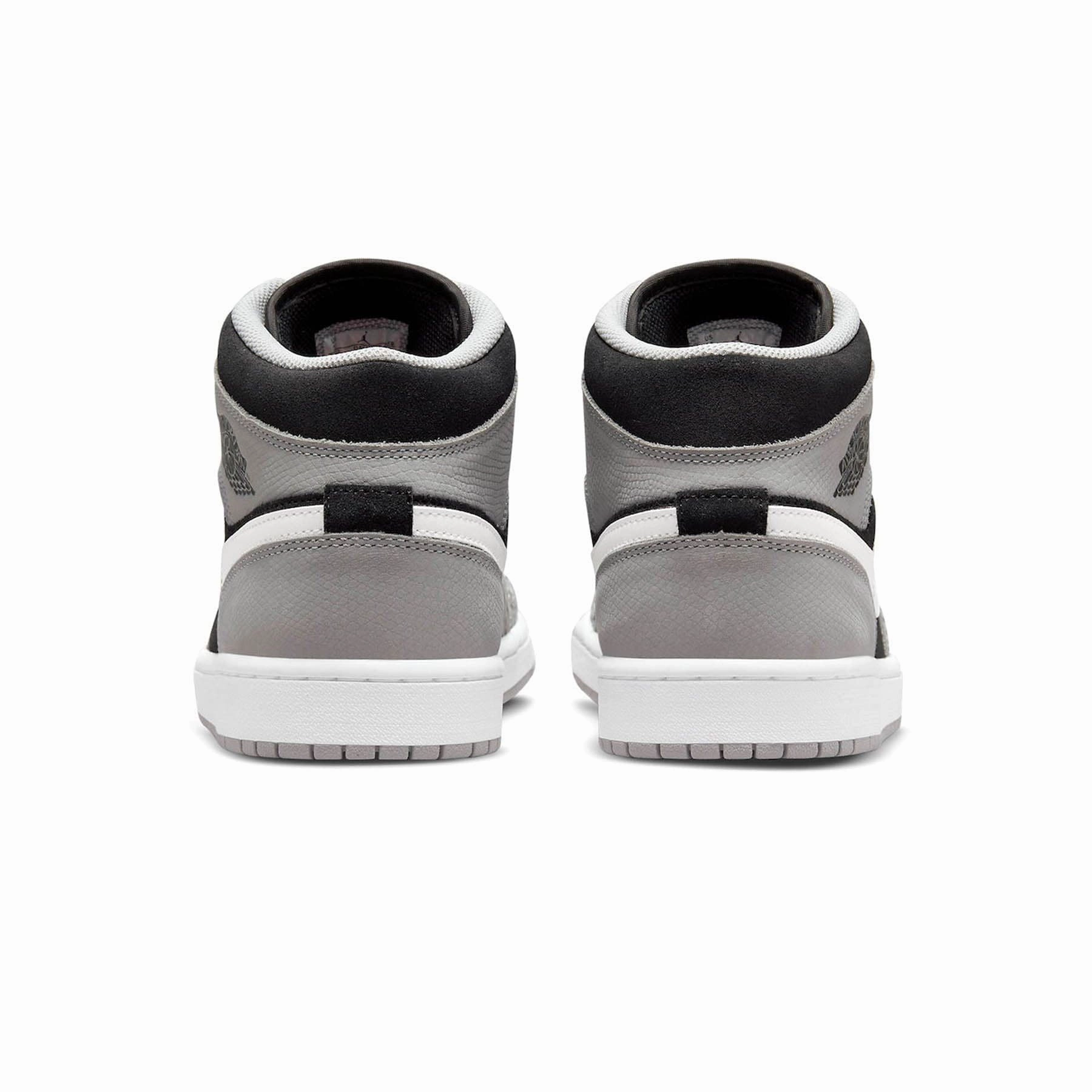 Air Jordan 1 Mid SE 'Elephant Toe' Air Jordan 1 vintage style sneakers