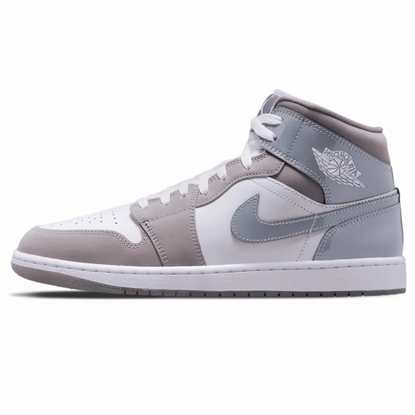 Air Jordan 1 Mid SE 'Patent Cool Grey' Air Jordan 1 Mid versatile shoes for daily wear