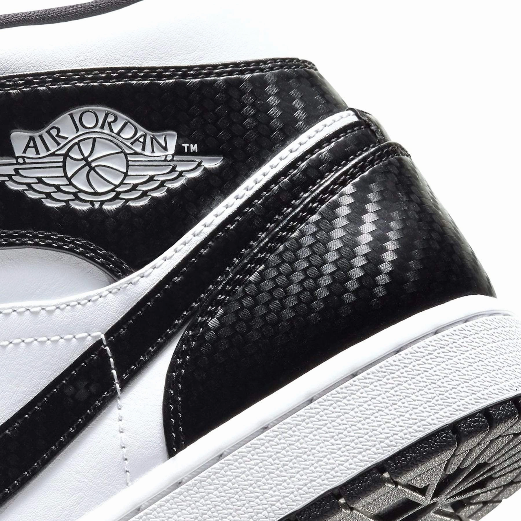 Air Jordan 1 Mid SE All star 2021 Weekend Black Air Jordan 1 vintage style sneakers