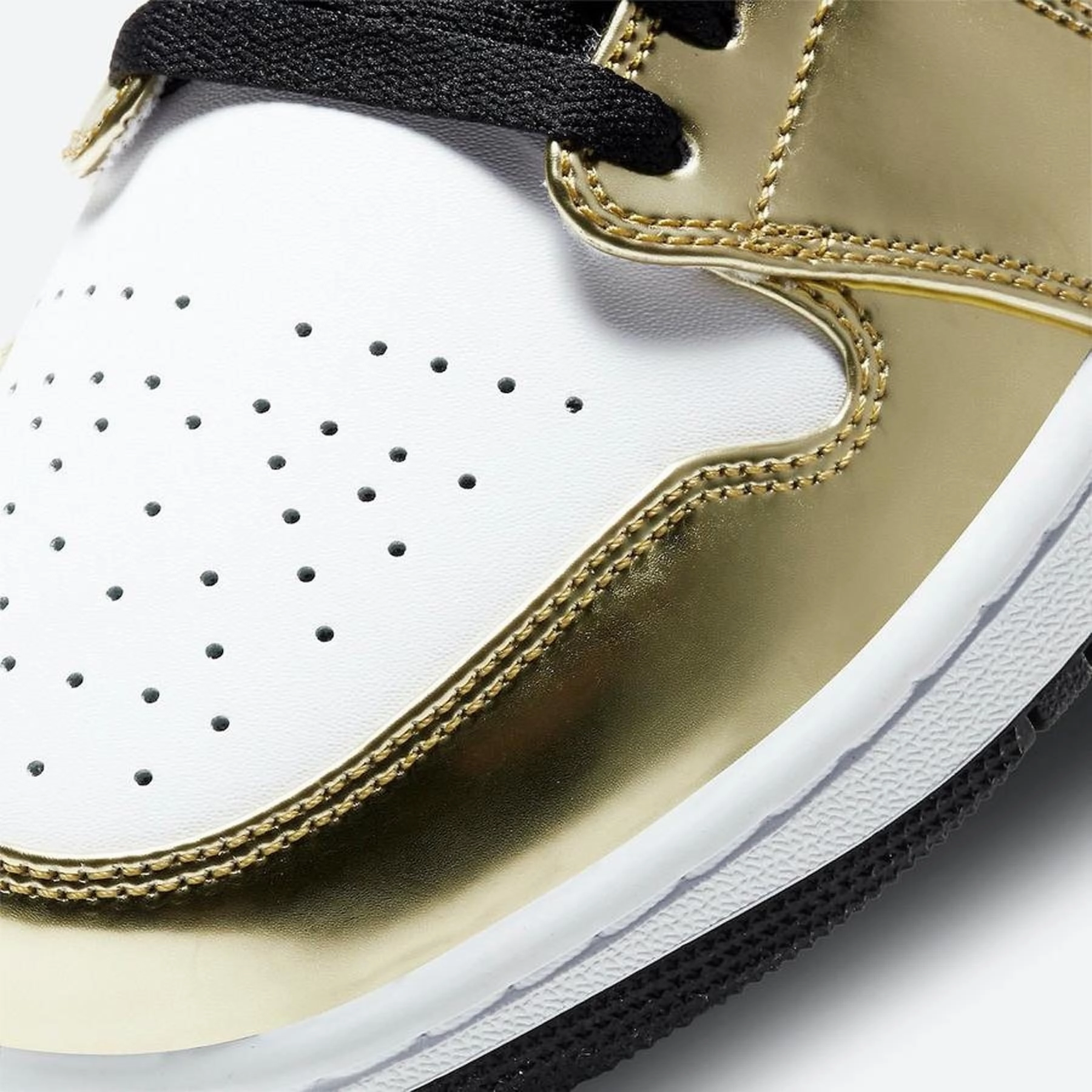 Air Jordan 1 Mid SE GS 'Metallic Gold' Air Jordan 1 vintage style sneakers