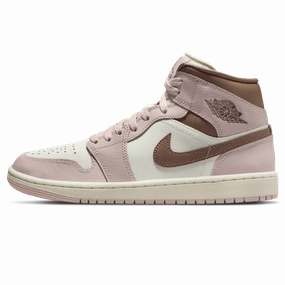 Air Jordan 1 Mid Wmns 'Neapolitan' Air Jordan 1 Mid versatile shoes for daily wear
