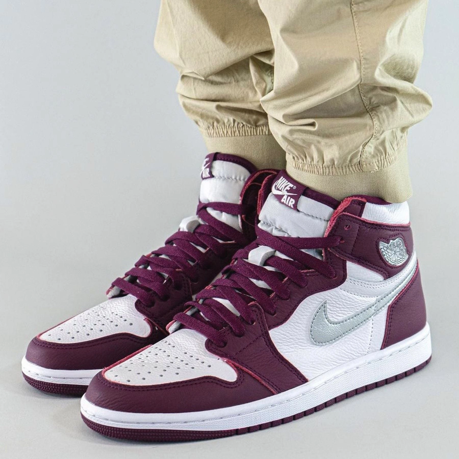 Air Jordan 1 Retro High OG 'Bordeaux' Air Jordan 1 High OG shoes