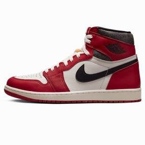 Air Jordan 1 Retro High OG 'Chicago Lost & Found' Air Jordan 1 High classic sneakers with premium finish