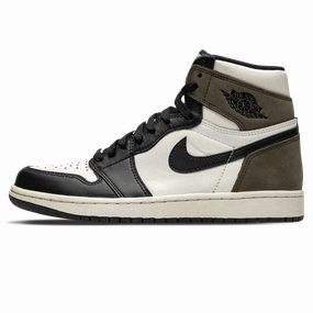 Air Jordan 1 Retro High OG 'Dark Mocha' Air Jordan 1 High classic sneakers with premium finish