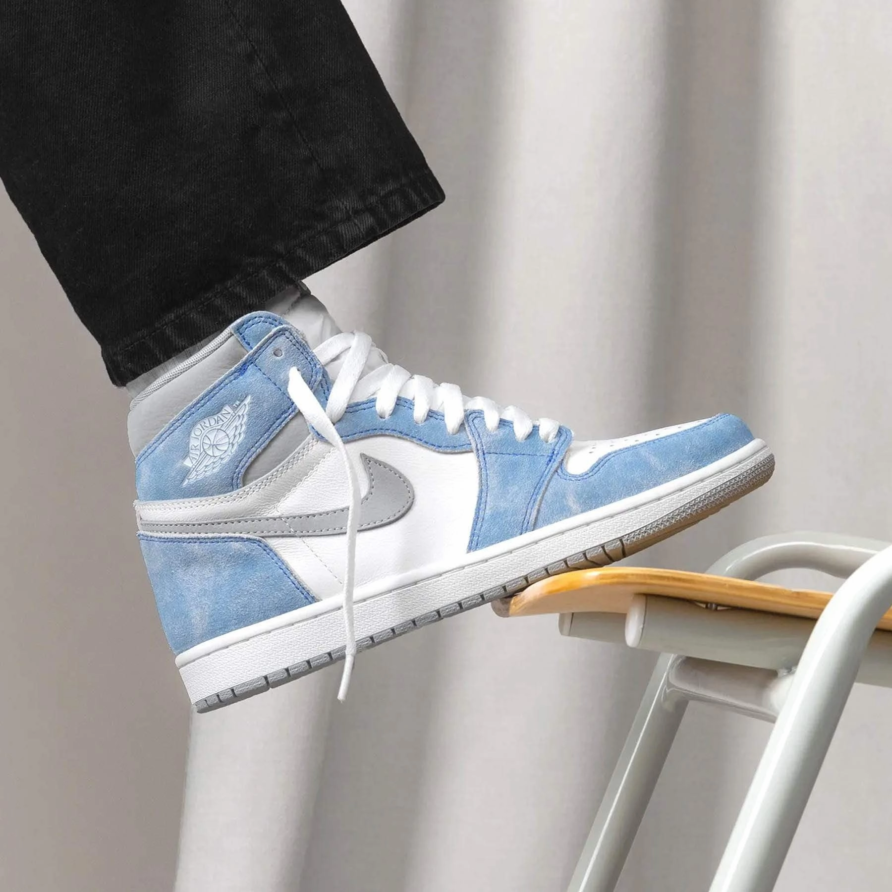 Air Jordan 1 Retro High OG 'Hyper Royal' Air Jordan 1 High OG shoes