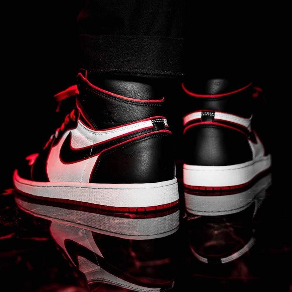 Air Jordan 1 Retro High OG 'Meant To Fly' Air Jordan 1 High OG shoes