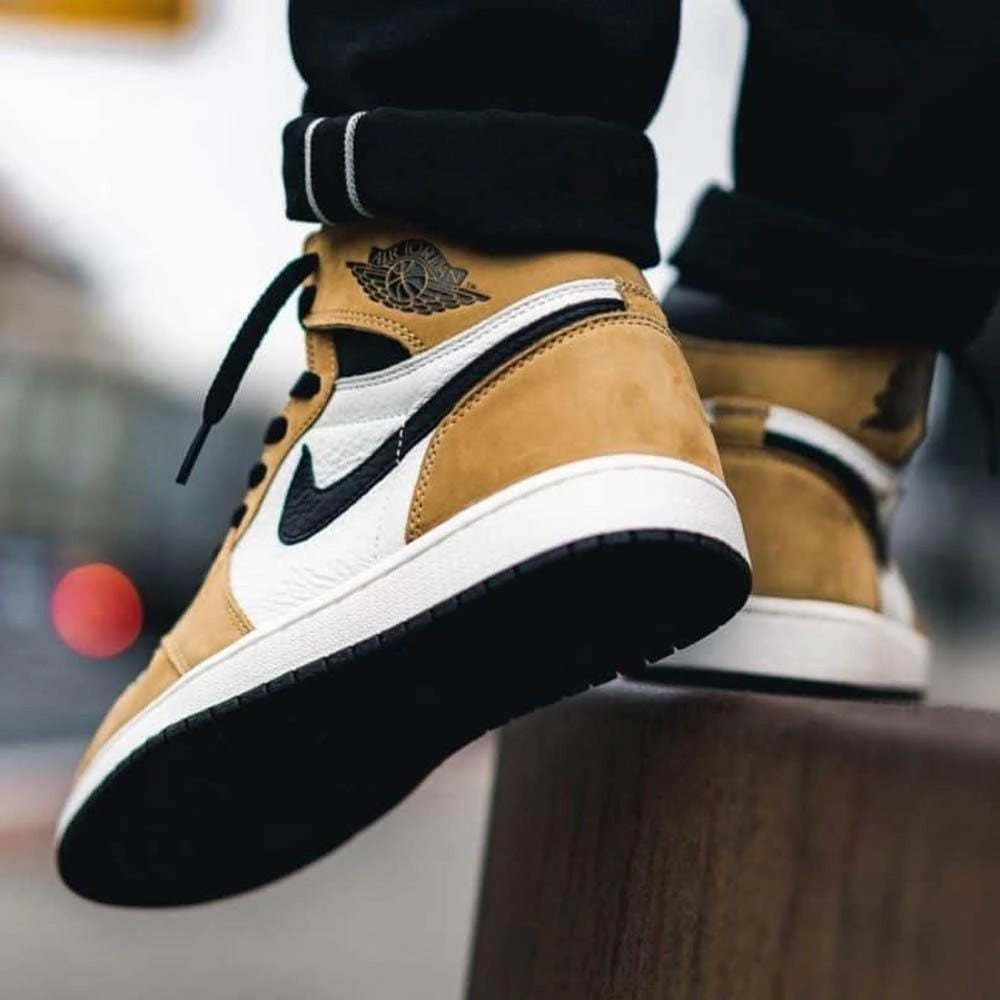 Air Jordan 1 Retro High OG 'Rookie of the Year' Air Jordan 1 High OG shoes