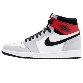 Air Jordan 1 Retro High OG 'Smoke Grey' Air Jordan 1 High classic sneakers with premium finish