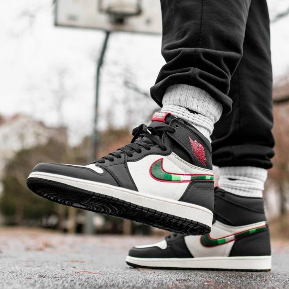 Air Jordan 1 Retro High OG A Star Is Born Air Jordan 1 High OG shoes