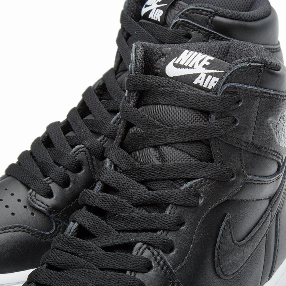 AIR JORDAN 1 RETRO HIGH OG Black & White Air Jordan 1 High OG shoes