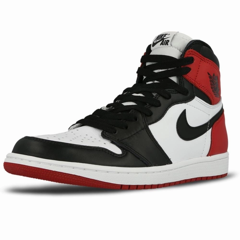 Air Jordan 1 Retro High OG Black Toe Air Jordan 1 vintage style sneakers