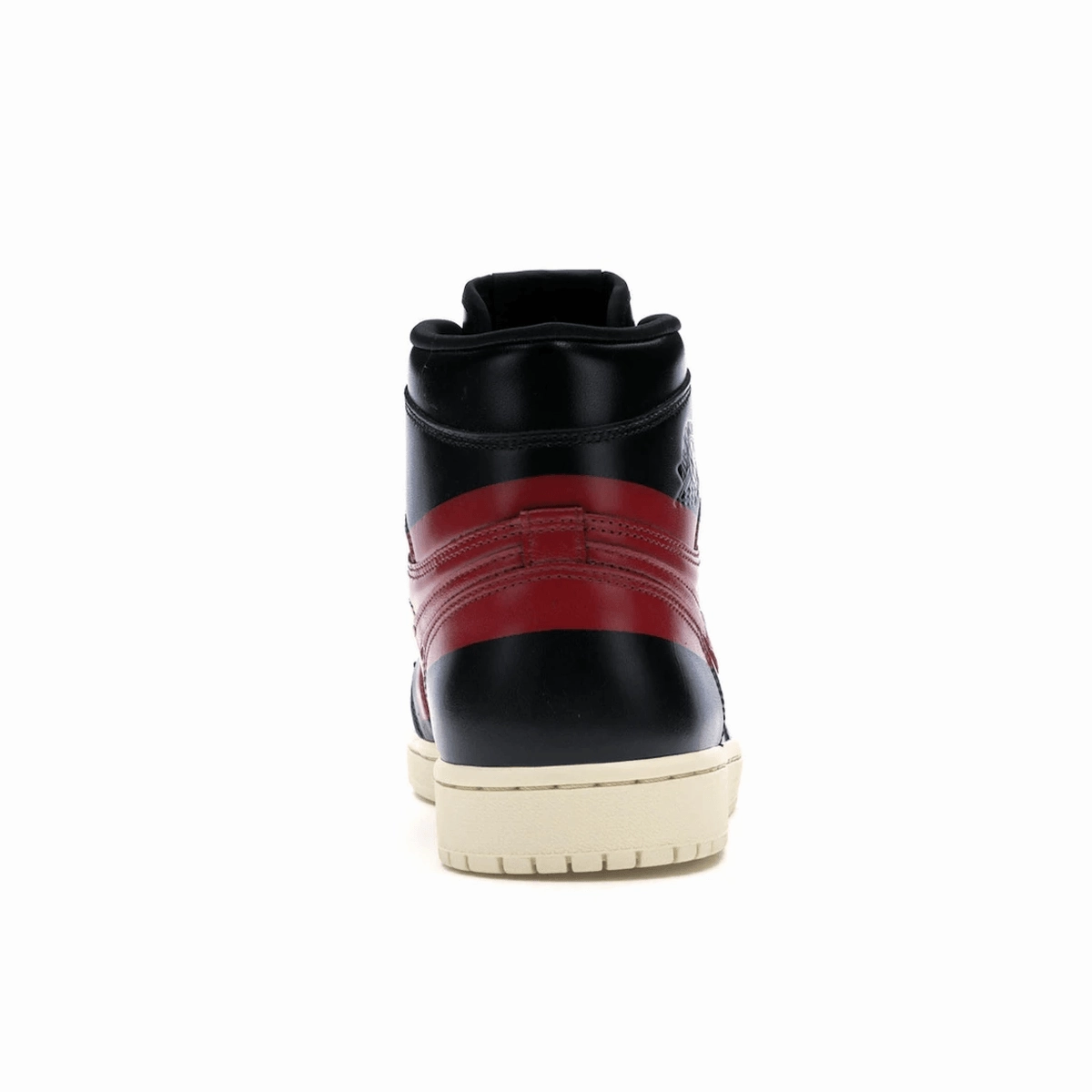 Air Jordan 1 Retro High OG Defiant Couture High-cut throwback trainers