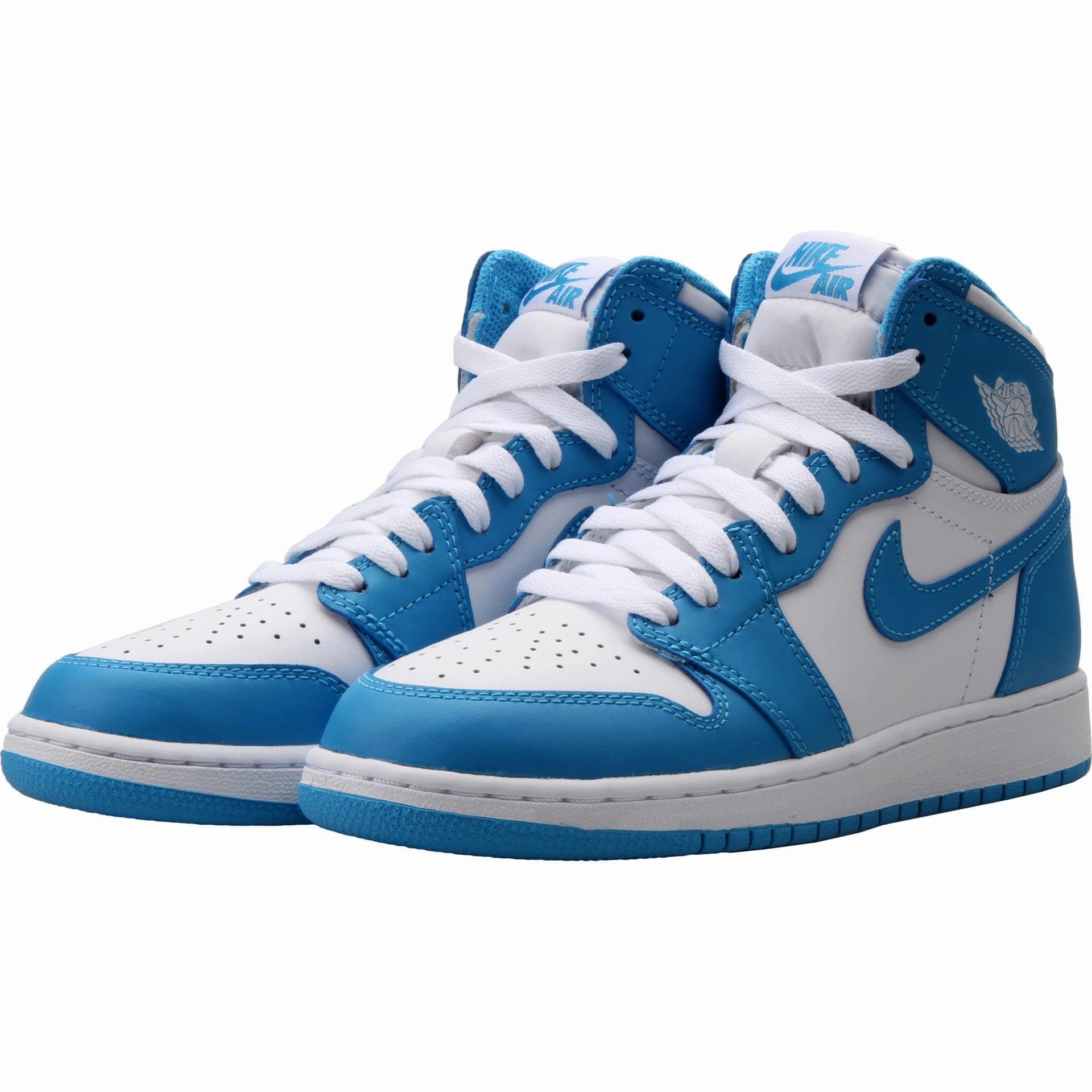 Air Jordan 1 Retro High OG Grade School (White-Powder Blue) Air Jordan 1 High OG shoes
