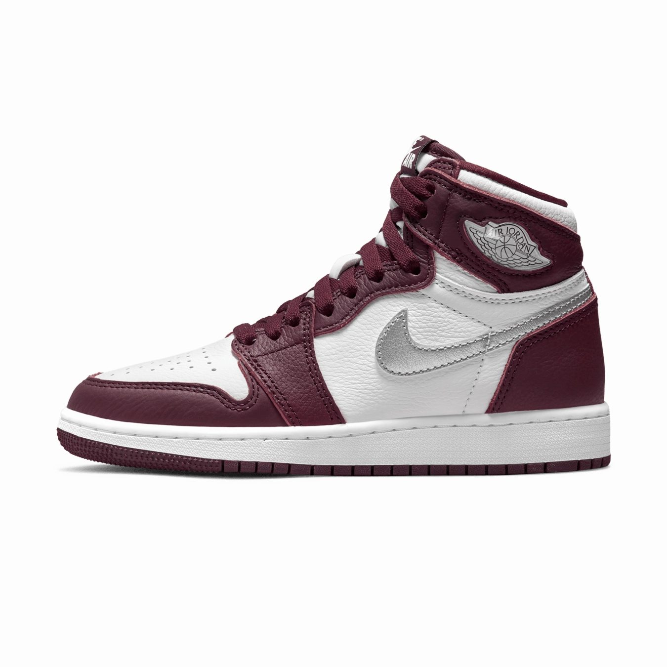 Air Jordan 1 Retro High OG GS 'Bordeaux' Air Jordan 1 High classic sneakers with premium finish