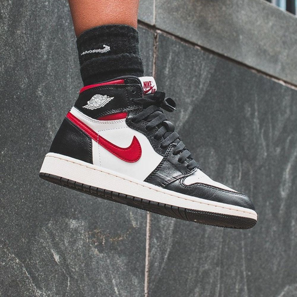 Air Jordan 1 Retro High OG GS 'Gym Red' Air Jordan 1 High OG shoes