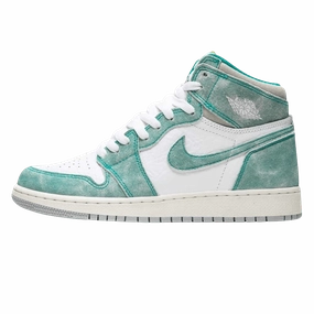 Air Jordan 1 Retro High OG GS 'Turbo Green' Air Jordan 1 High classic sneakers with premium finish