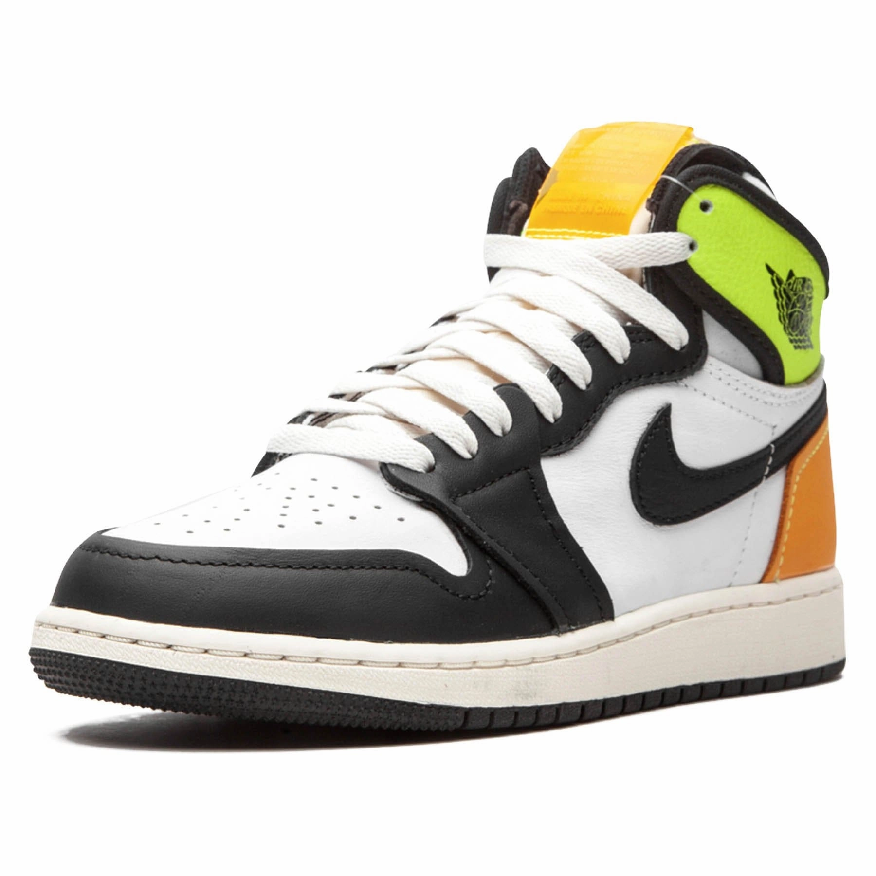 Air Jordan 1 Retro High OG GS 'Volt Gold' Air Jordan 1 vintage style sneakers