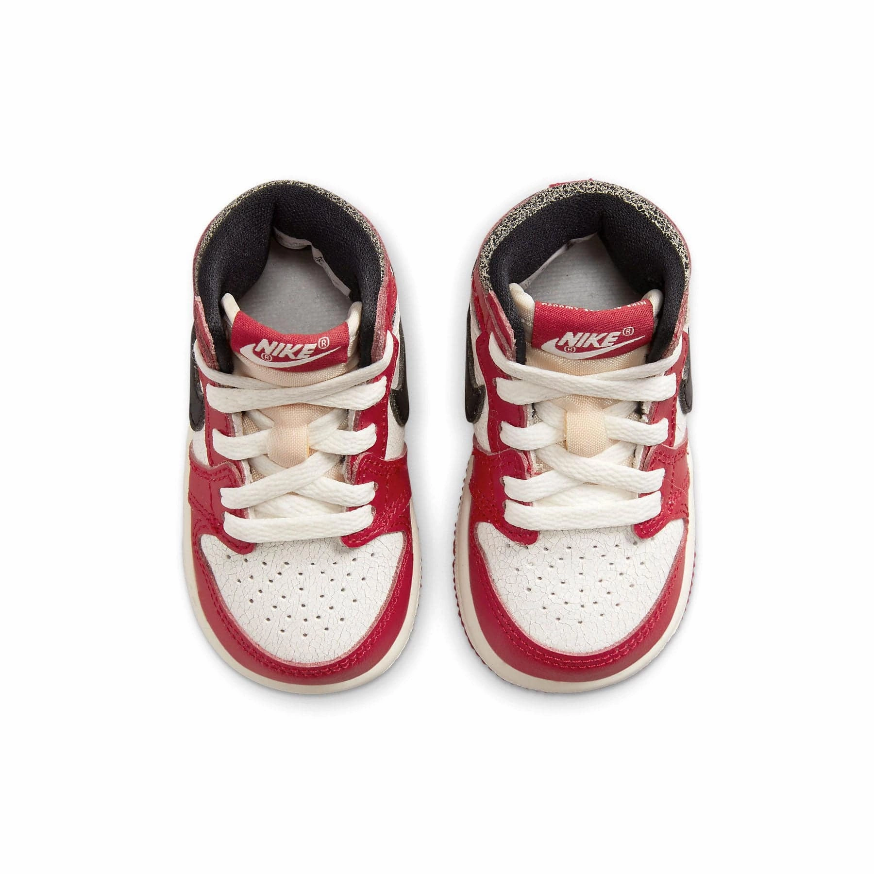 Air Jordan 1 Retro High OG TD 'Chicago Lost & Found' Air Jordan 1 vintage style sneakers