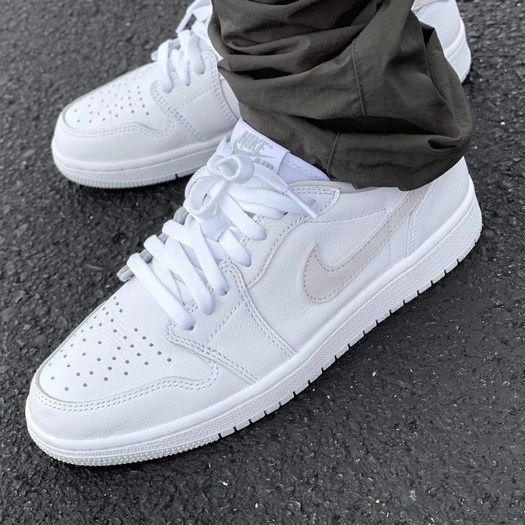 Air Jordan 1 Retro Low OG 'Neutral Grey' 2021 Air Jordan 1 Low lifestyle shoes