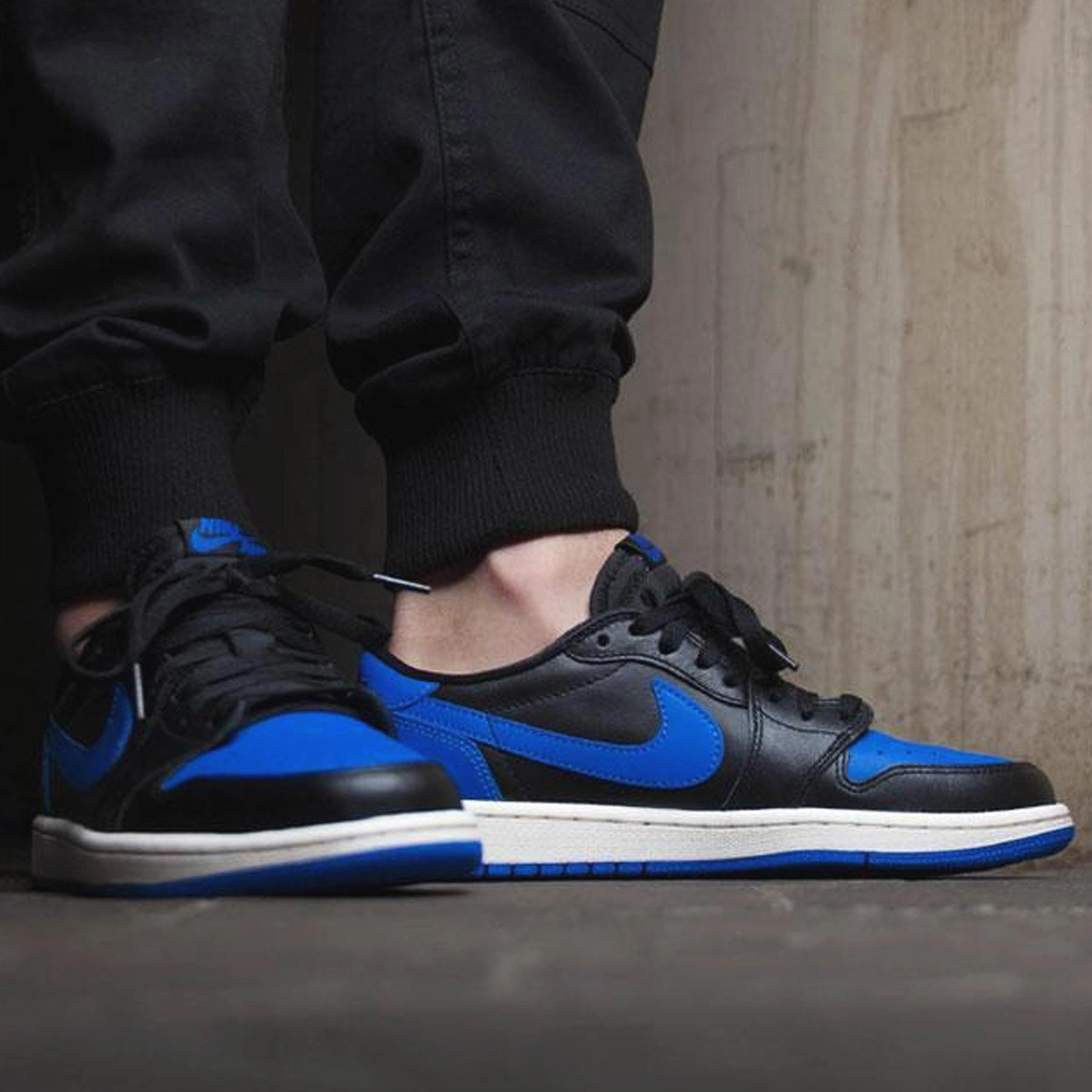 Air Jordan 1 Retro Low OG 'Royal' Air Jordan 1 Low lifestyle shoes