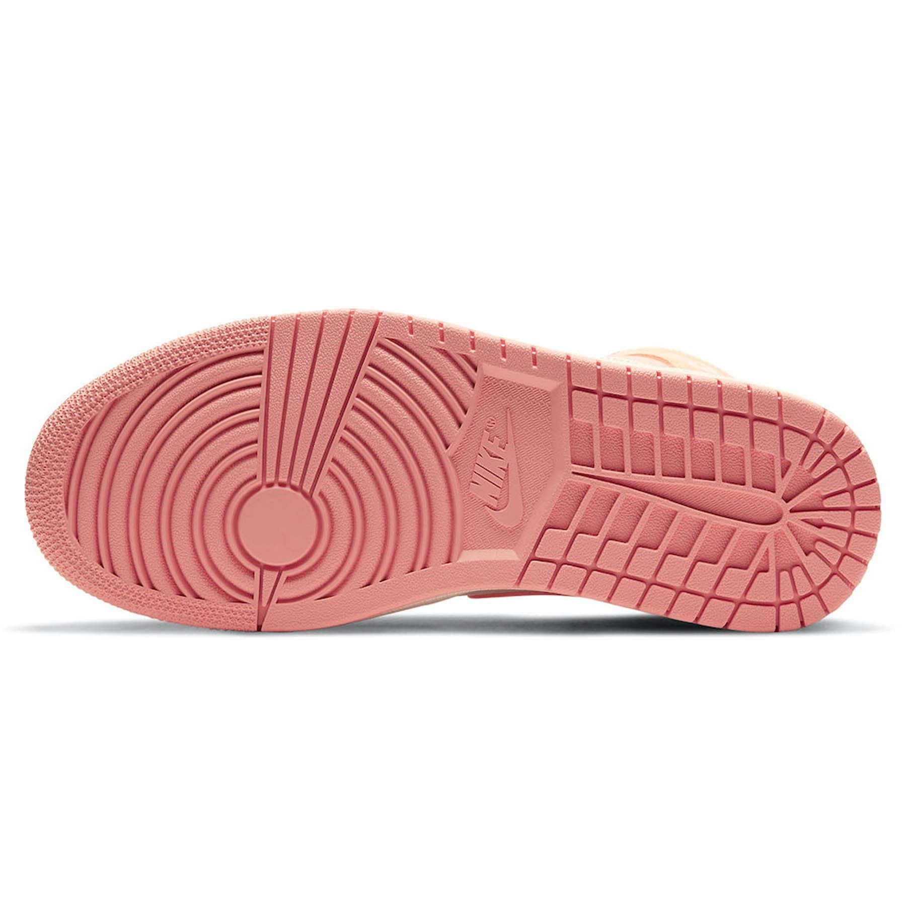 Air Jordan 1 Wmns Mid 'Apricot' Air Jordan 1 vintage style sneakers