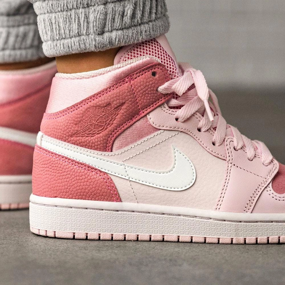 Air Jordan 1 WMNS Mid ??Digital Pink?? Air Jordan 1 Mid streetwear shoes