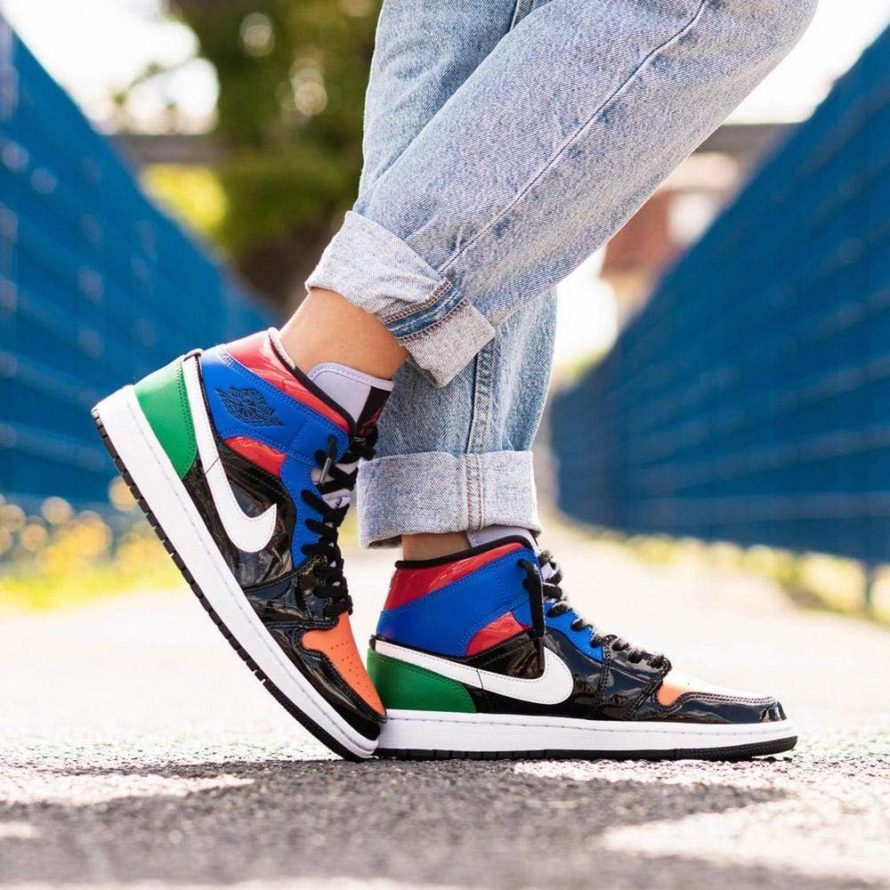 Air Jordan 1 Wmns Mid SE 'Multi Patent' Air Jordan 1 Mid streetwear shoes
