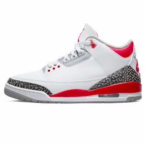 Air Jordan 3 Retro 'Fire Red' 2022 Air Jordan 3 street-ready sneakers