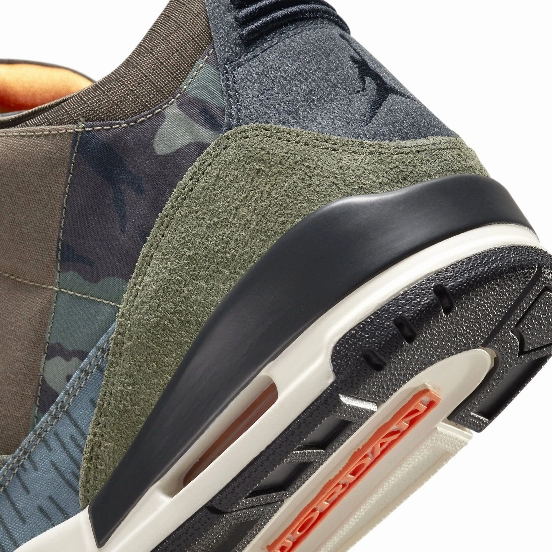 Air Jordan 3 Retro 'Patchwork' Old-school athletic trainers