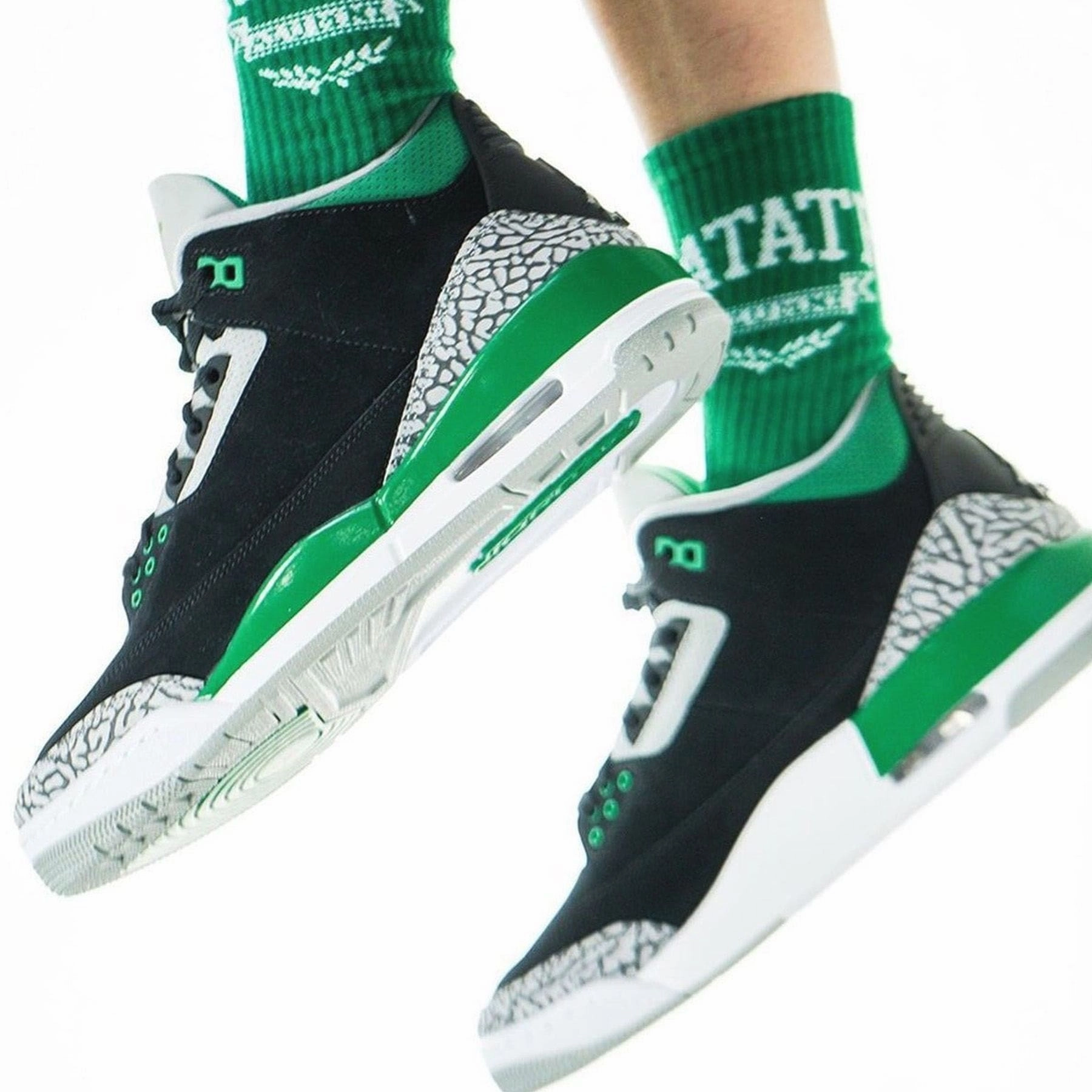 Air Jordan 3 Retro 'Pine Green' All-day support retro kicks