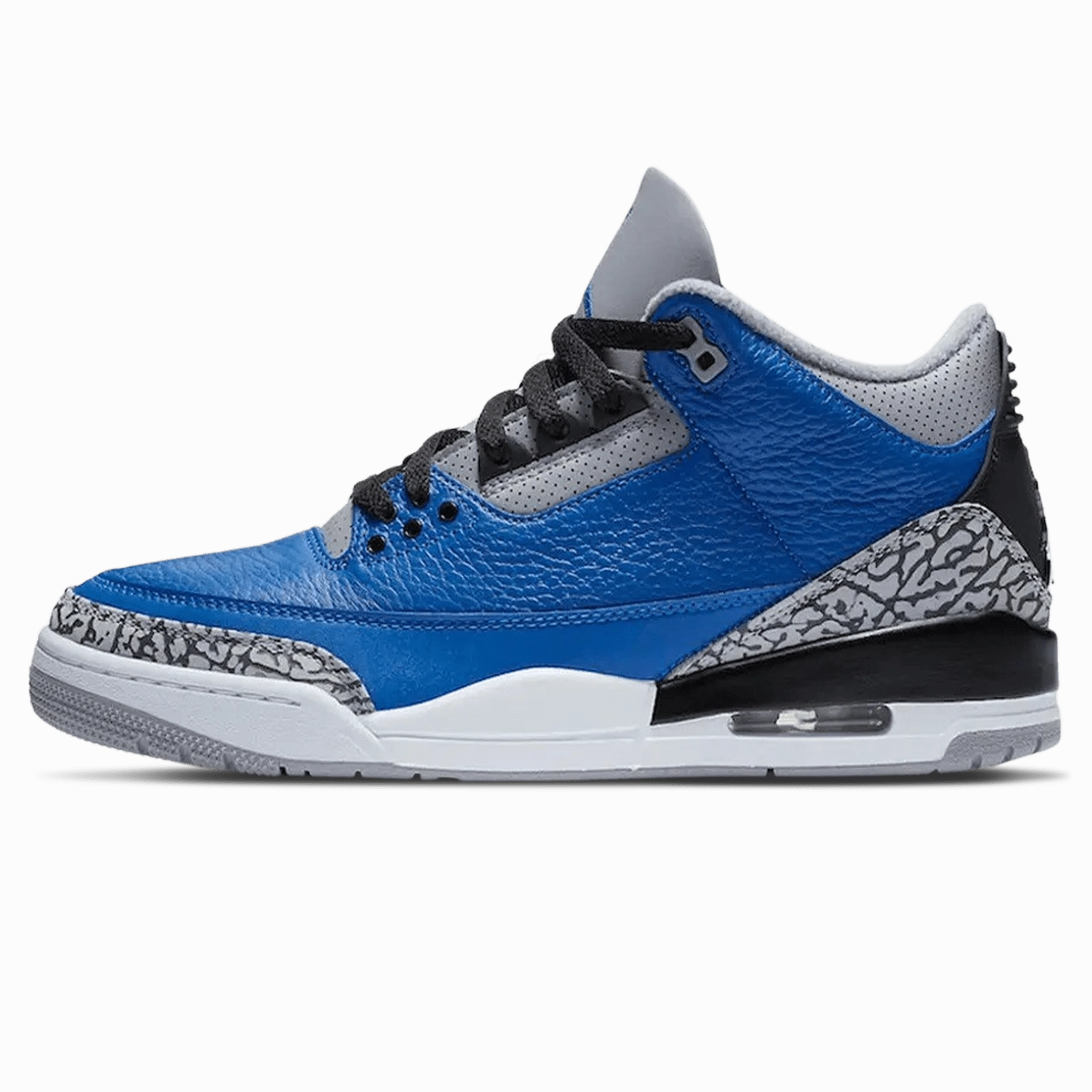 Air Jordan 3 Retro 'Varsity Royal' Air Jordan 3 street-ready sneakers
