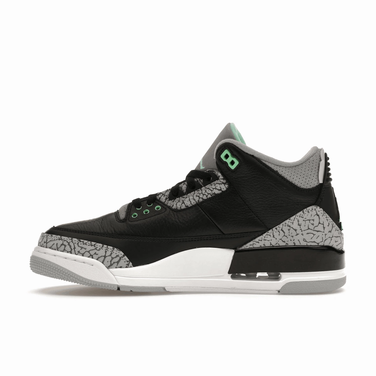 Air Jordan 3 Retro Green Glow Legendary throwback silhouettes