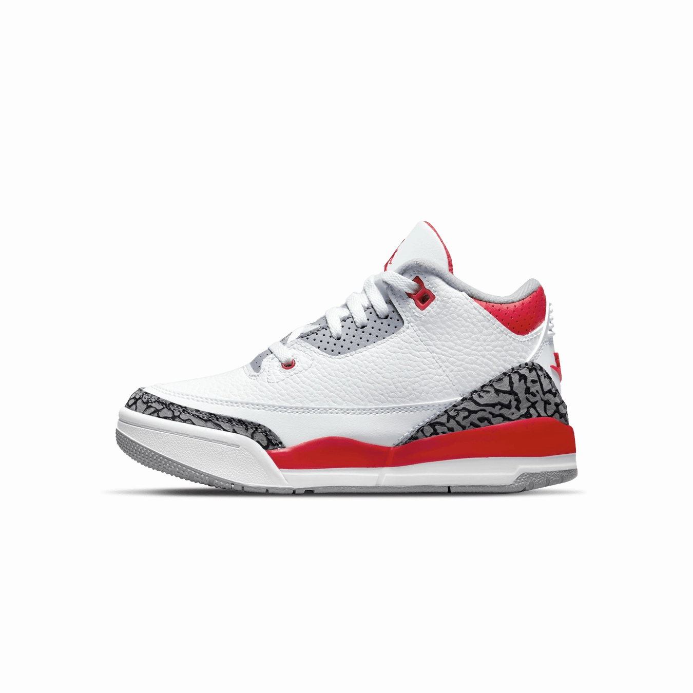 Air Jordan 3 Retro PS 'Fire Red' 2022 Air Jordan 3 street-ready sneakers
