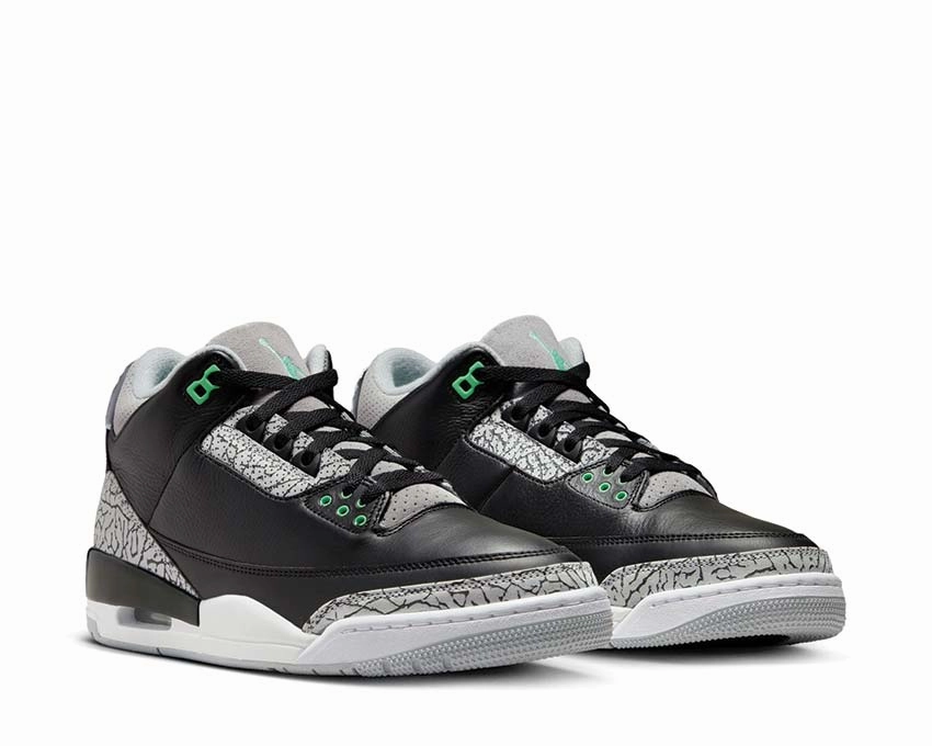 Air Jordan 3 Retro "Green Glow" Mens court performance shoes