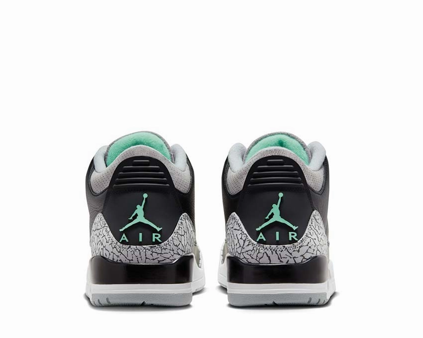 Air Jordan 3 Retro "Green Glow" Mens court performance shoes
