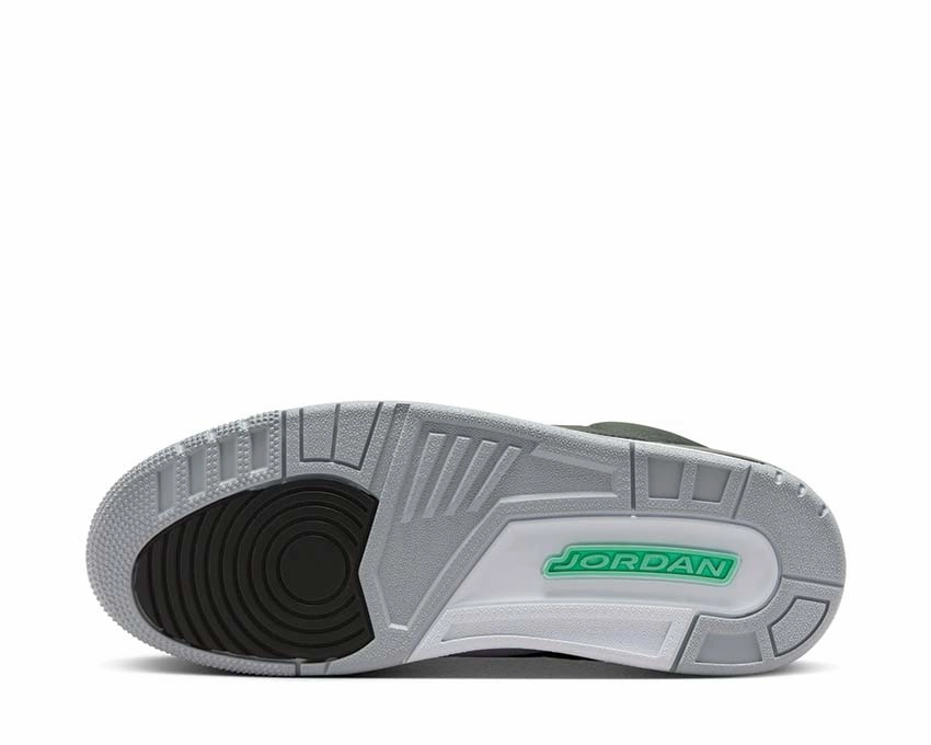 Air Jordan 3 Retro "Green Glow" Mens court performance shoes