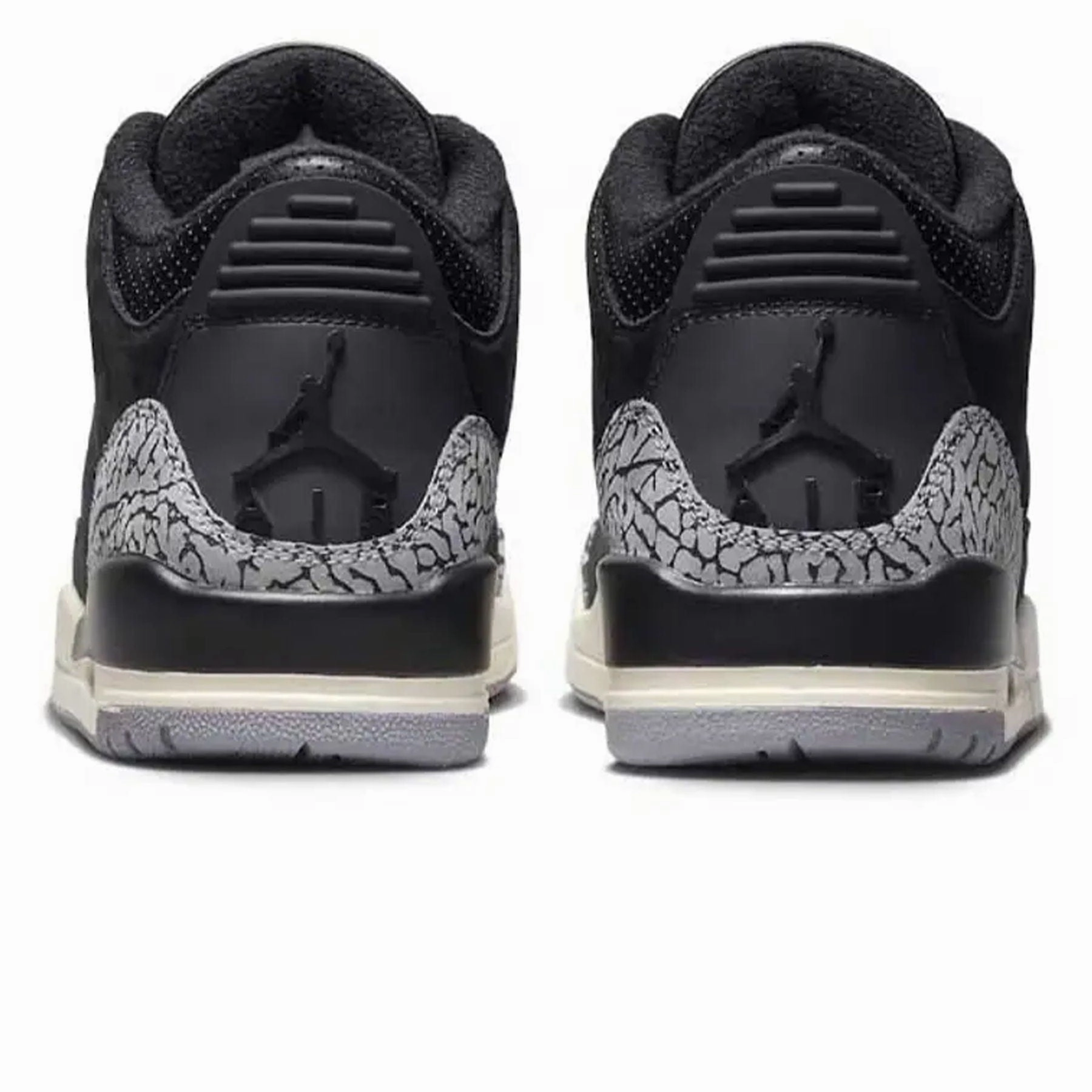 Air Jordan 3 Retro Wmns 'Off Noir' All-day support retro kicks