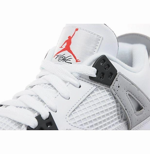 AIR JORDAN 4 89 OG WHITE CEMENT JUNIOR Air Jordan 4 retro basketball sneakers