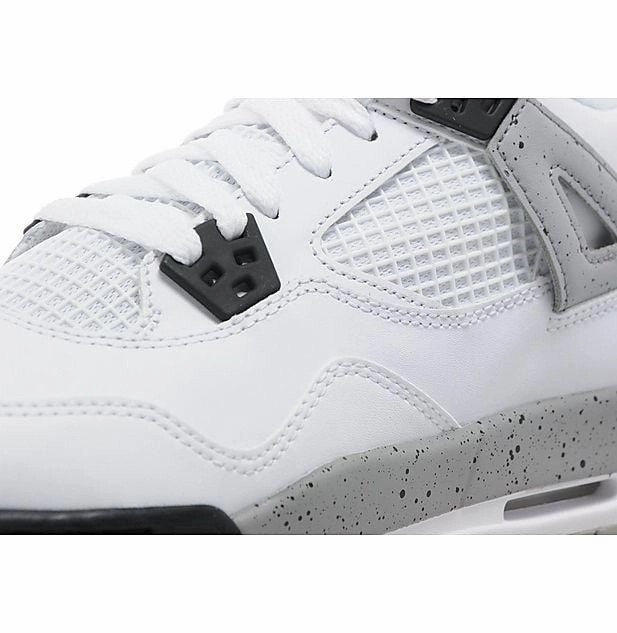 AIR JORDAN 4 89 OG WHITE CEMENT JUNIOR Air Jordan 4 retro basketball sneakers