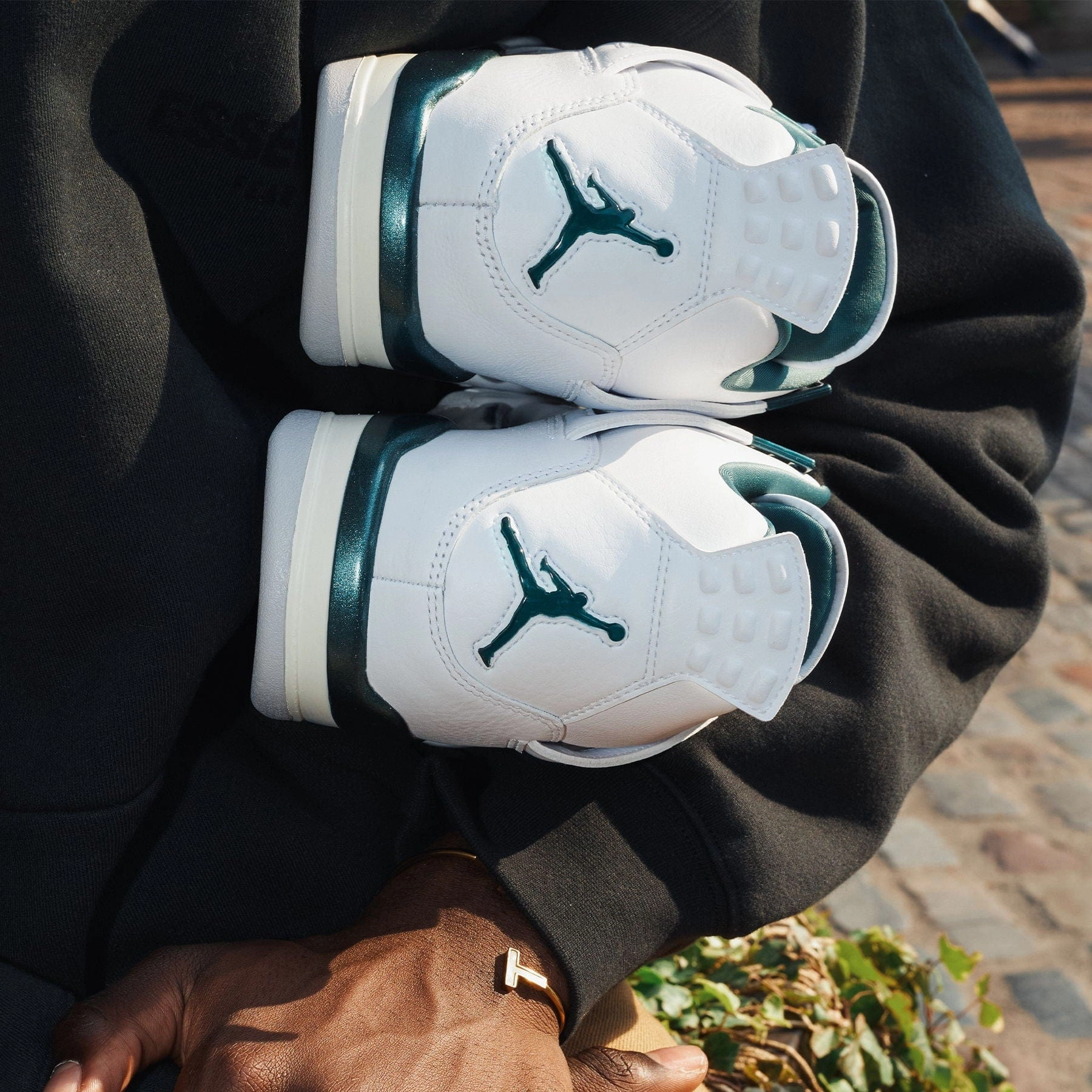 Air Jordan 4 Retro 'Oxidized Green' Air Jordan 4 retro basketball sneakers
