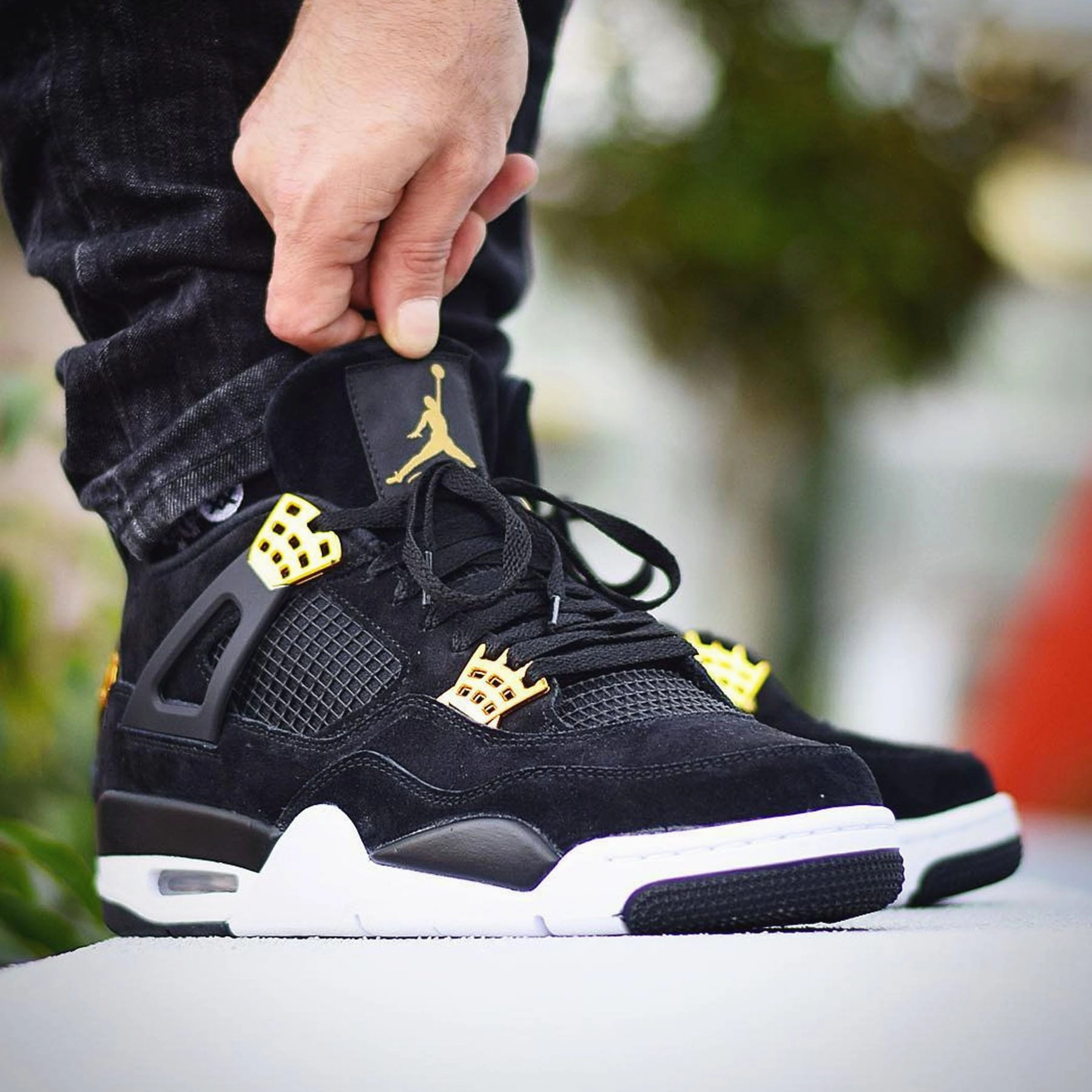 Air Jordan 4 Retro 'Royalty' Air Jordan 4 retro basketball sneakers
