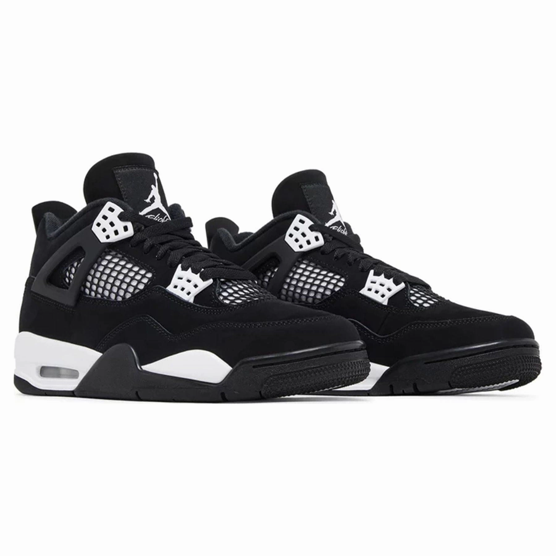 Air Jordan 4 Retro 'White Thunder' Air Jordan 4 retro basketball sneakers