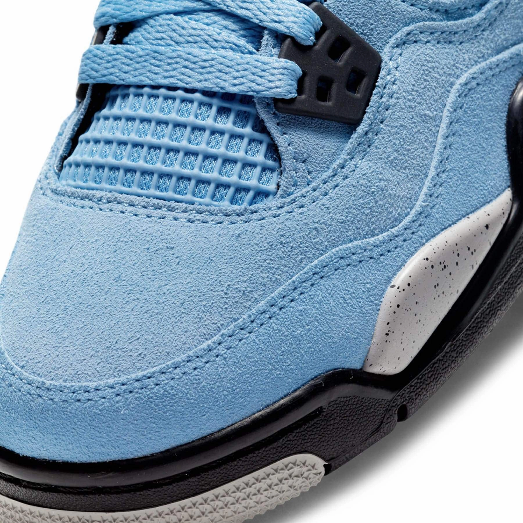 Air Jordan 4 Retro GS 'University Blue' Air Jordan 4 retro basketball sneakers